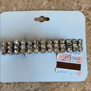 Rhinestone hair clip🌺❤️🌼